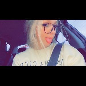 Meet your Posher, Grace